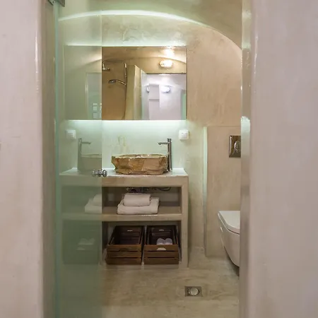Canvas Villa *
